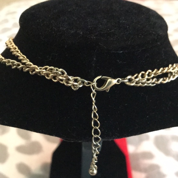 Cleopatra style gold tone necklace - Picture 4 of 10